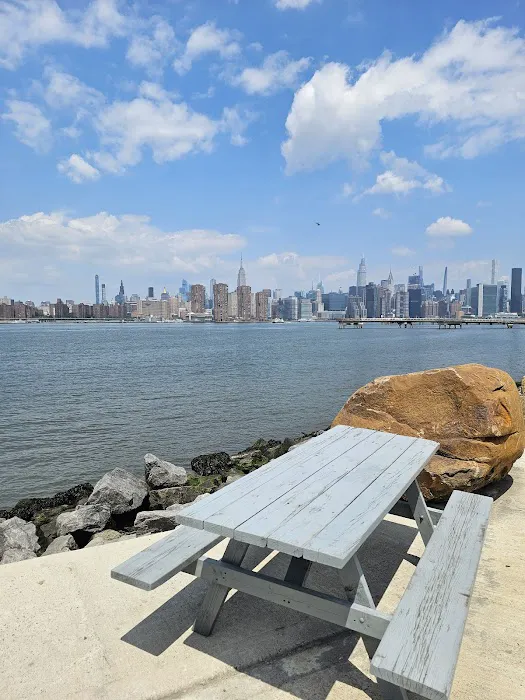 Skyline RV Camp - Waterfront 8