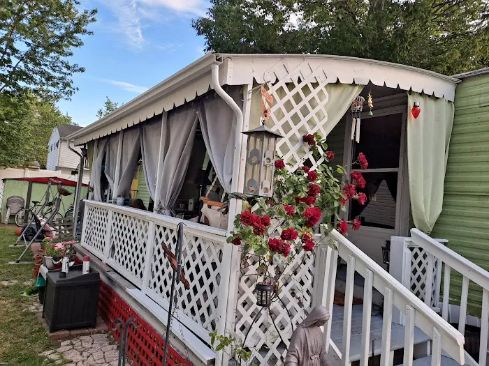 Sam's Mobile Home Park 9