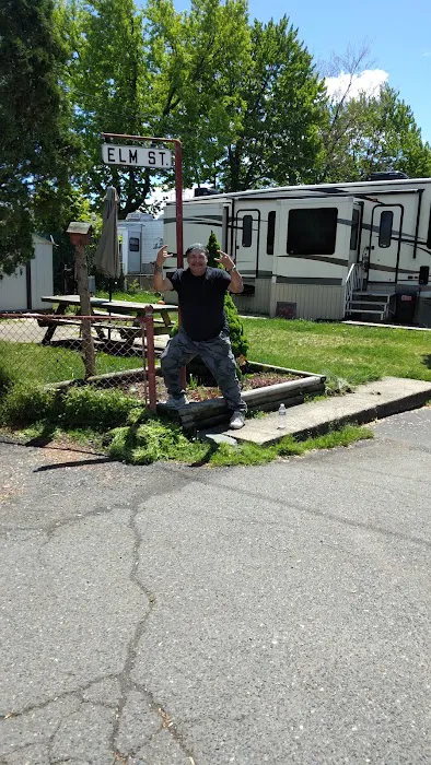 Costa Mobile Home Park 4