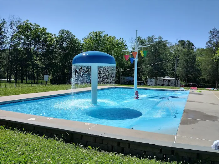 Colonial Woods Family Camping Resort 5