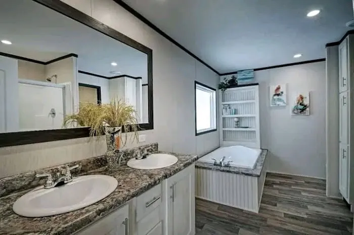 Lakeside Village Mobile Home 7