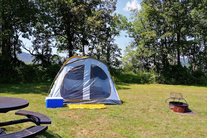 Blue Mountain Camping & Glamping 1