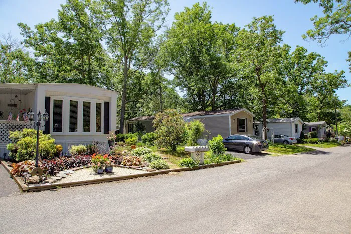 Pinewood Estates Manufactured Home Community 9