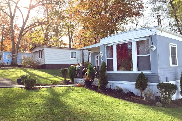 Silver Stream Village Manufactured Home Community 8