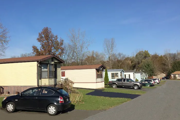 Silver Stream Village Manufactured Home Community 4