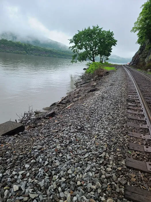 Highland Falls RV Park & Marina 9