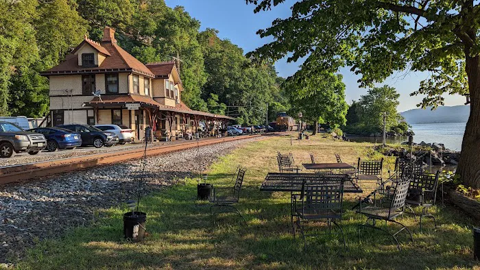 Highland Falls RV Park & Marina 5