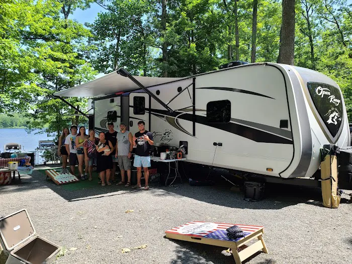 Otter Lake Camp-Resort 8