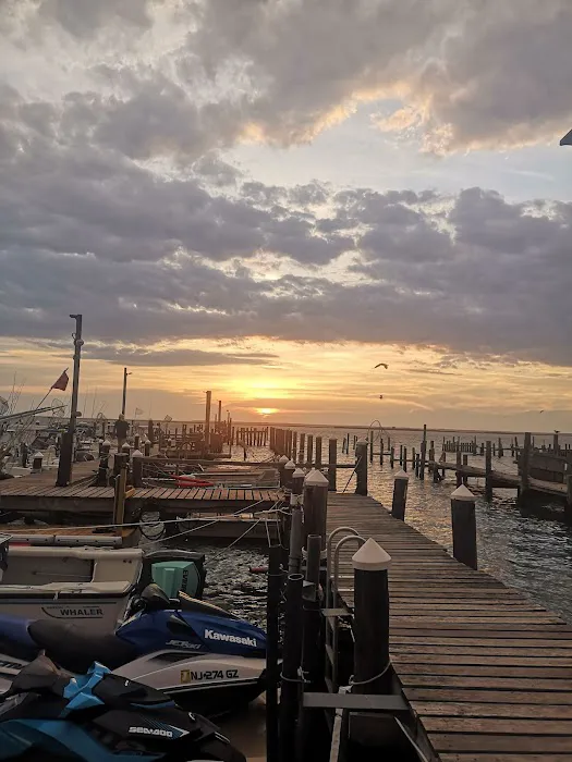 Lindy's Trailer Park 3