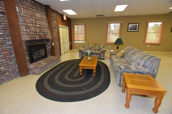 New Twin Lakes Village Manufactured Home Community 9