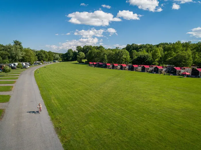 Jellystone Park™ Gardiner 8