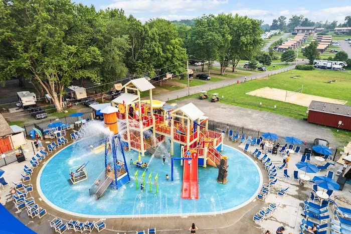 Jellystone Park™ Gardiner 7