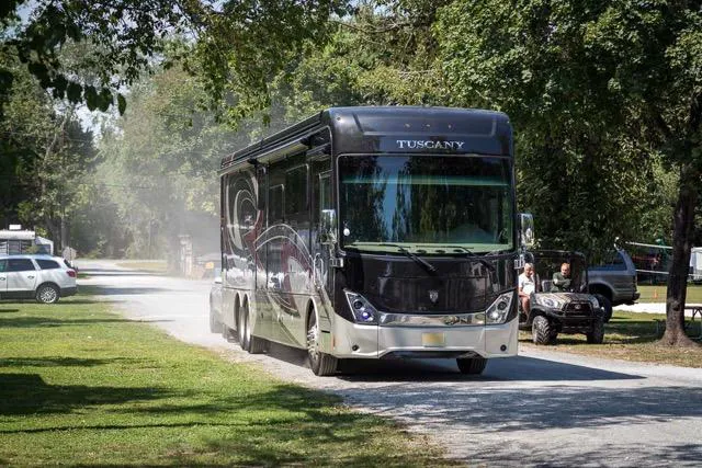 Pomona RV Park & Campground 8