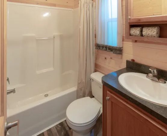 Jellystone Park™ Birchwood Acres