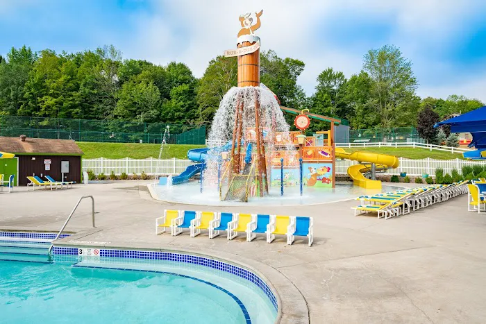 Jellystone Park™ Birchwood Acres 4