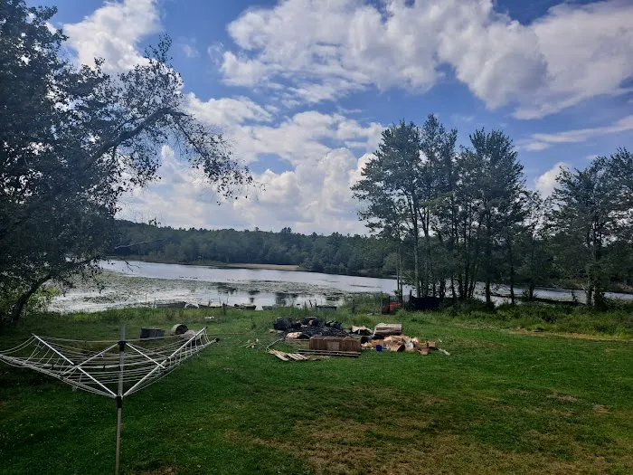 Charlies Lakeside Colony 7