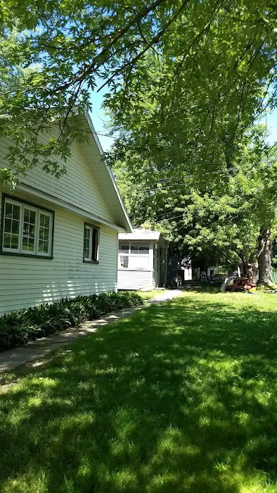 Charlies Lakeside Colony 0