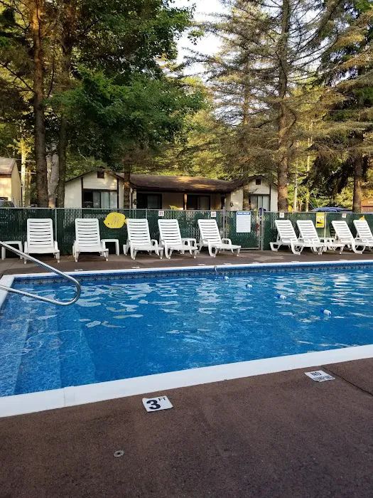 Hemlock Campground & Cottages 7