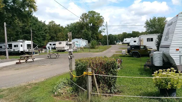 Four Seasons Family Campground 8