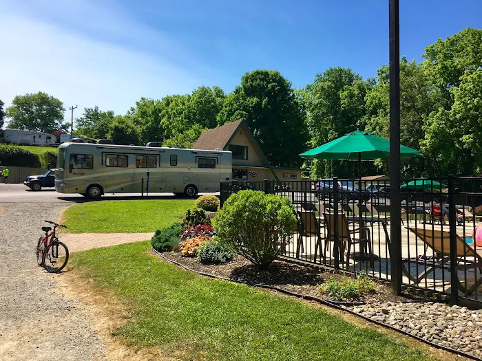 Philadelphia / West Chester KOA Holiday 9