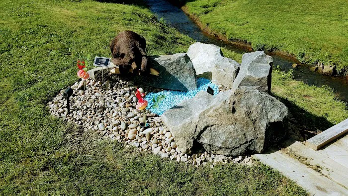 Hillcrest RV & Mobile Home Park 8