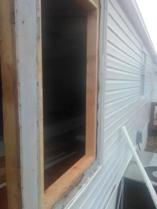 Maple Square Mobile Home Park 4