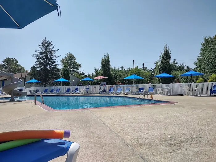 Sea Grove Camping Resort 7