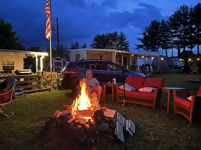 Lone Oak Campsites 8