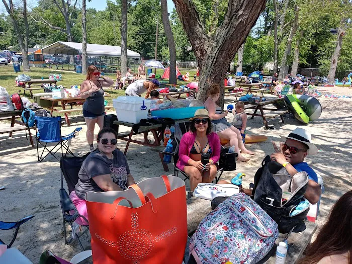 Charlestown Manor Beach And Campground 1