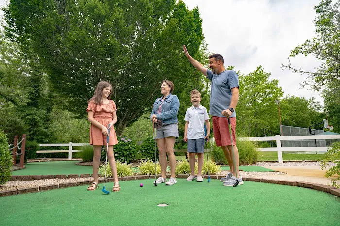 Sun Retreats Avalon 0