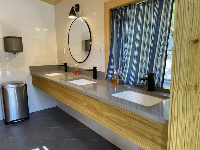 Treetopia Airstream Hotel and RV Campground 6