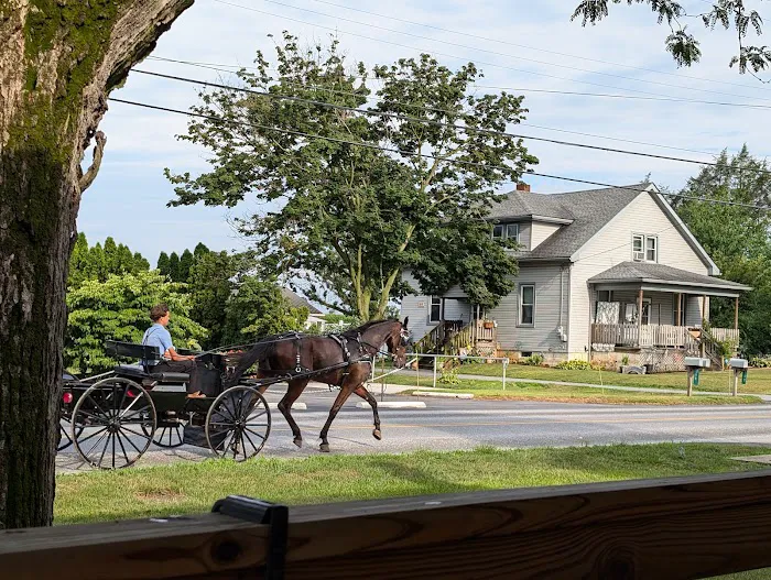 Flory's Cottages & Camping 6