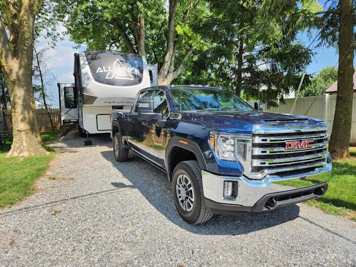 Flory's Cottages & Camping 2