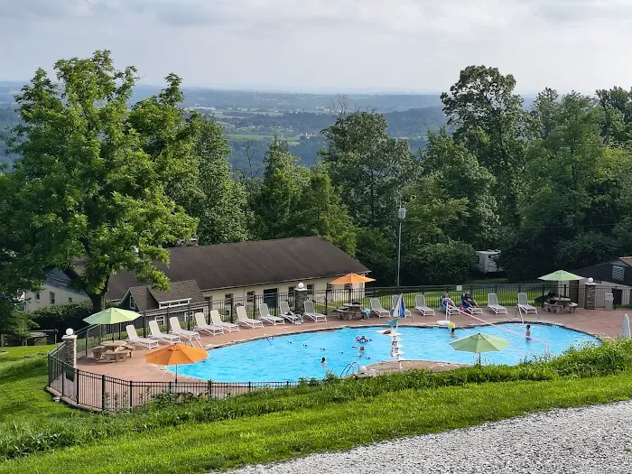 Starlite Camping Resort 5