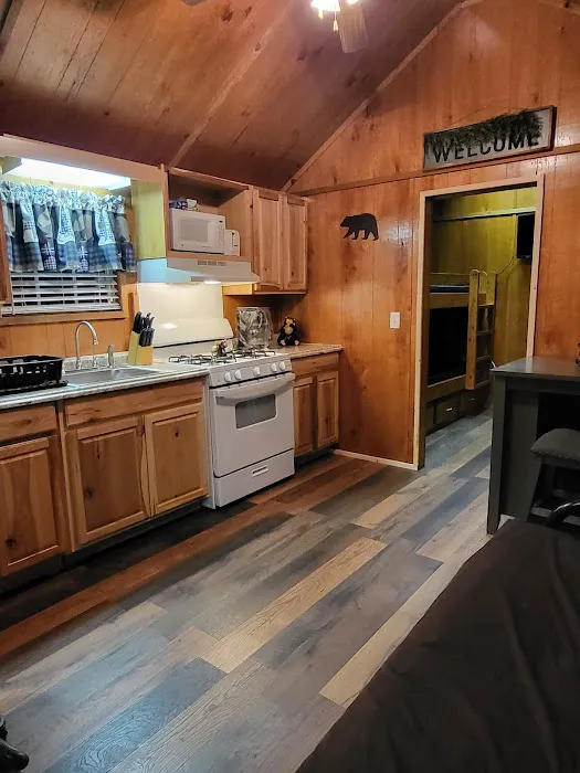 Rustic Creek Family Campground 8