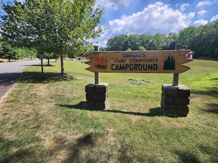 Lake Compounce Campground check-in and store 8
