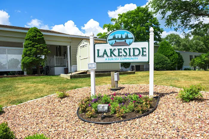 Lakeside 9