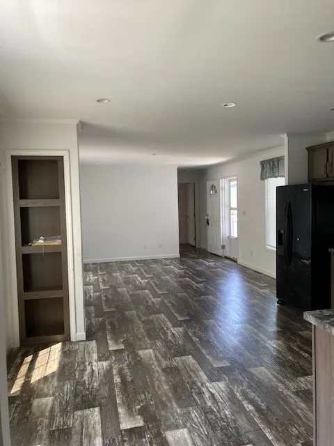 De In Park Sales - Investors Realty Inc. 4