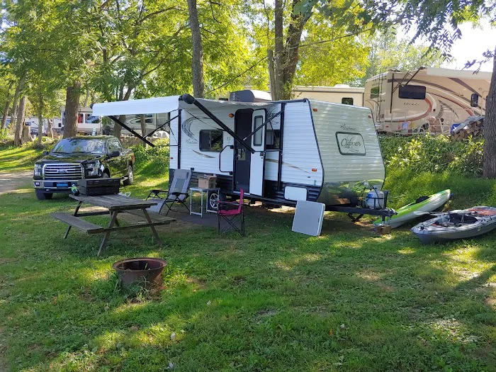 River Edge RV Camp & Marina 7