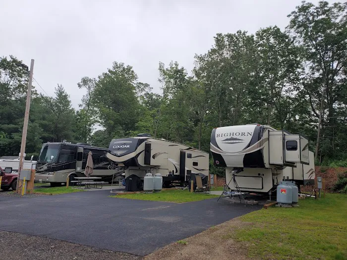 Totoket Valley RV Park 8