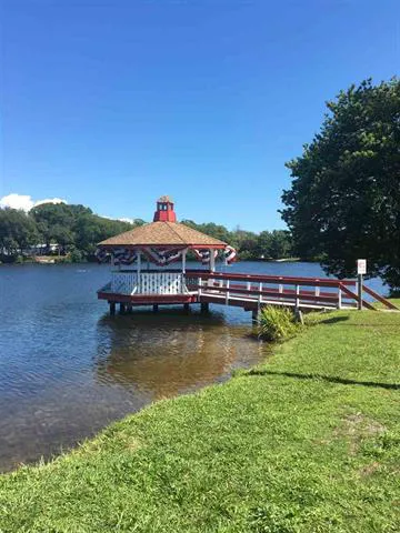 Garden Lake Park & Sales 7