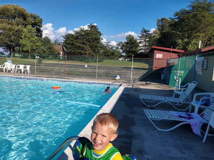 Holiday Park Campground 4