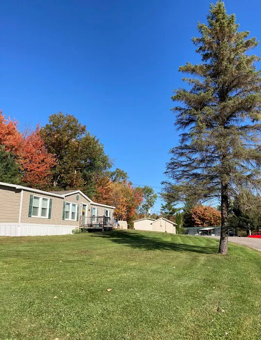 Wooded Estates Mobile Home Community 9