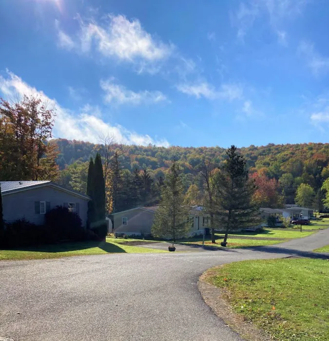 Wooded Estates Mobile Home Community 6