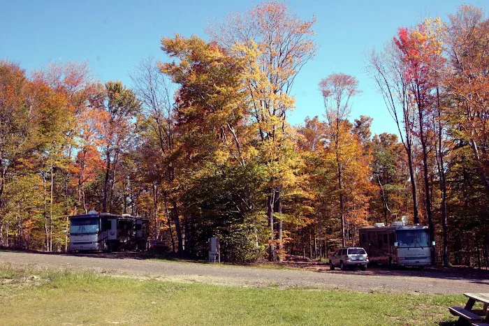 Deer Haven Campground & Cabins 8