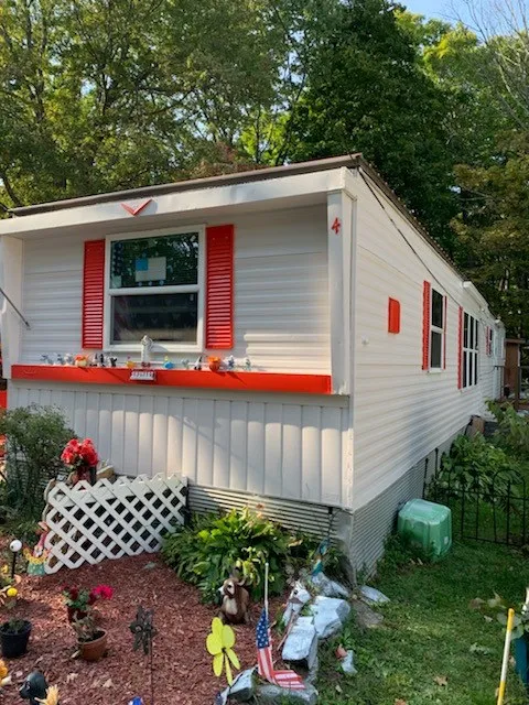 Pine Haven Mobile Home Community 6