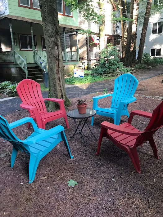 Sunday Morning Cottage 8