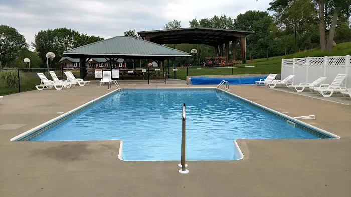 Grandview Camping & Cottages 7