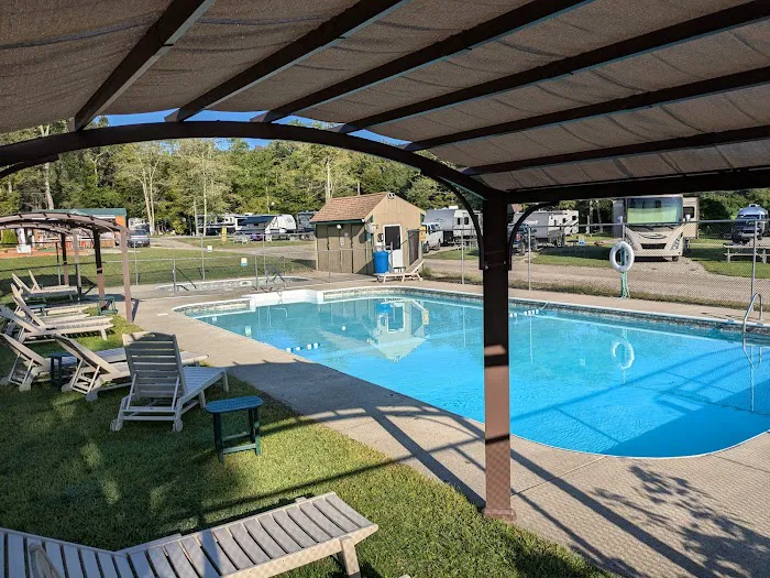 Northampton / Springfield KOA Holiday 7