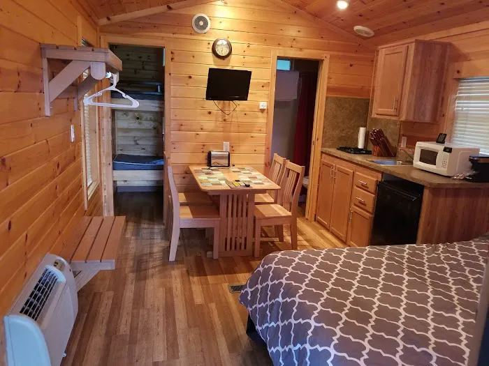 Northampton / Springfield KOA Holiday 2